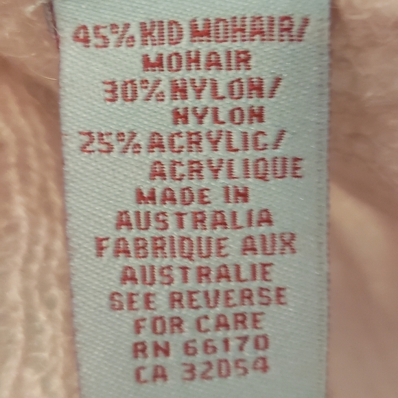 Incredibly delicate looking sweater. - Picture 6 of 6